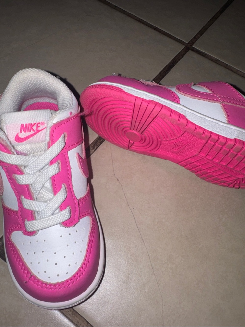 Nike Kids Pink and White Low-Top Sneakers
